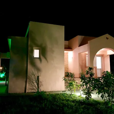 Summer Breeze Villa *